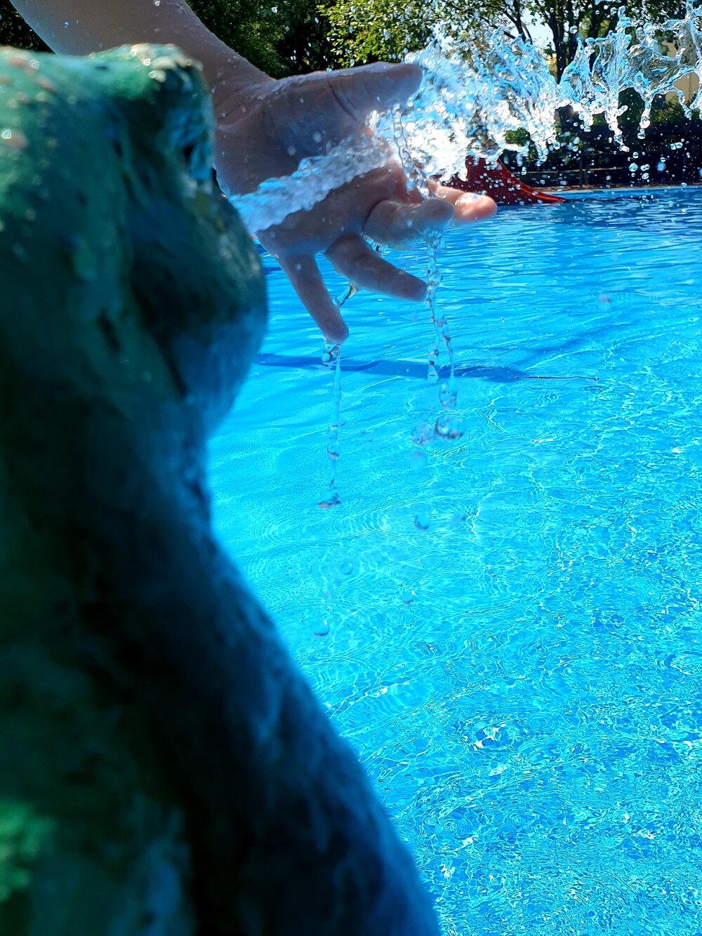 Freibad Bullerteich Babybecken mit Sonnensegel