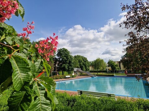 Freibad Bullerteich Nichtschwimmerbecken mit Rutsche