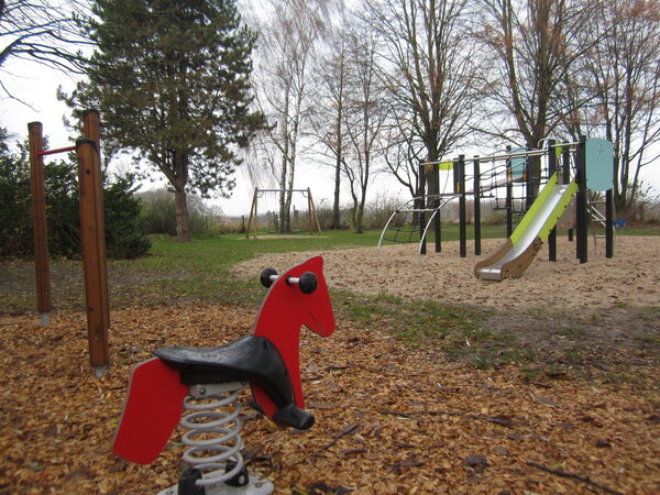 Bild Spielplatz Sennlicher Esch 1