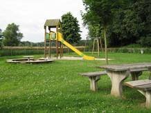 Sitzplatz auf Spielplatz Mühlenbusch