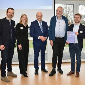 2025-12-19 Pressefoto_PM_Abpflastern